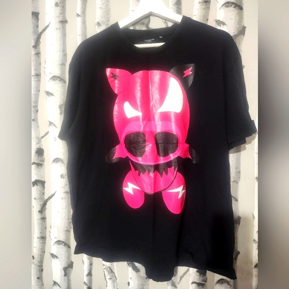 Loverine London Shirt Size XL